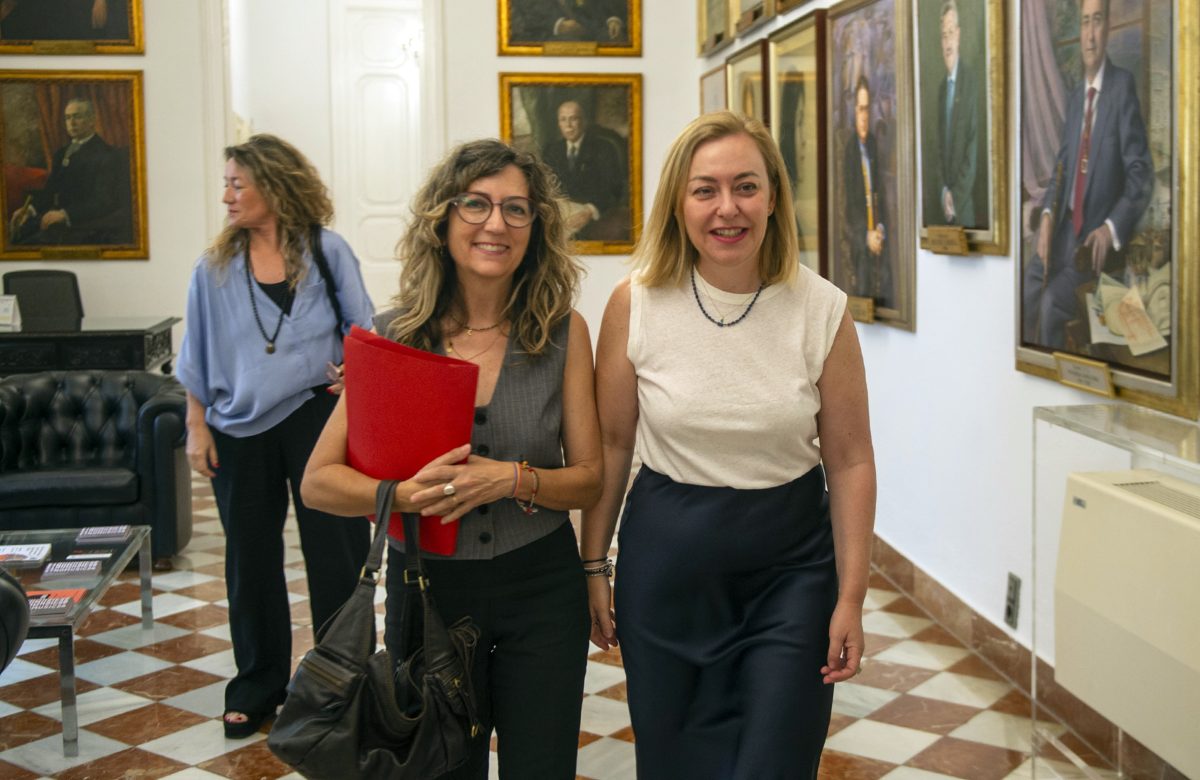 Enguix estudiarà la subvenció per a completar el Memorial de Paterna i demana la implicació de la resta d’institucions